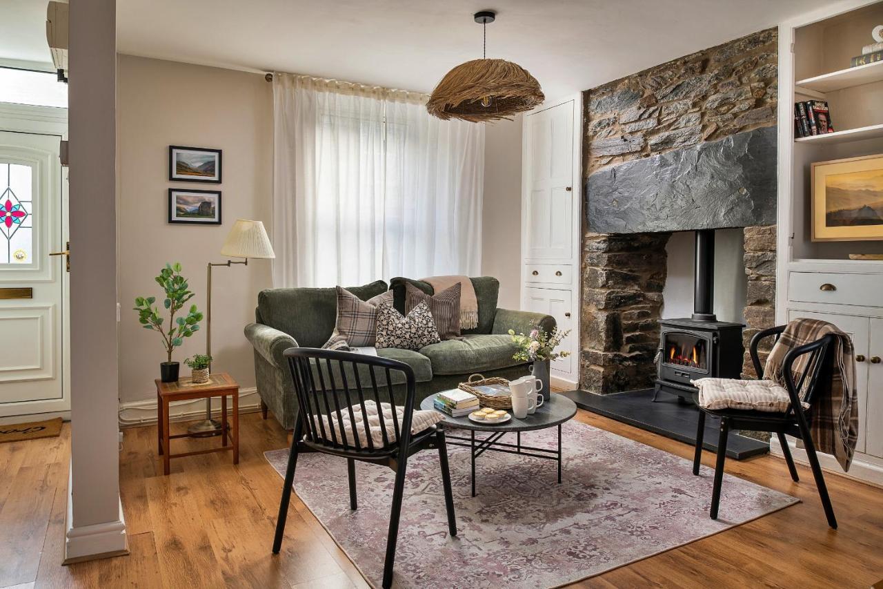 Finest Retreats - Bwthyn Llechi, Slate Cottage ブライナイ・フェスティニオグ エクステリア 写真
