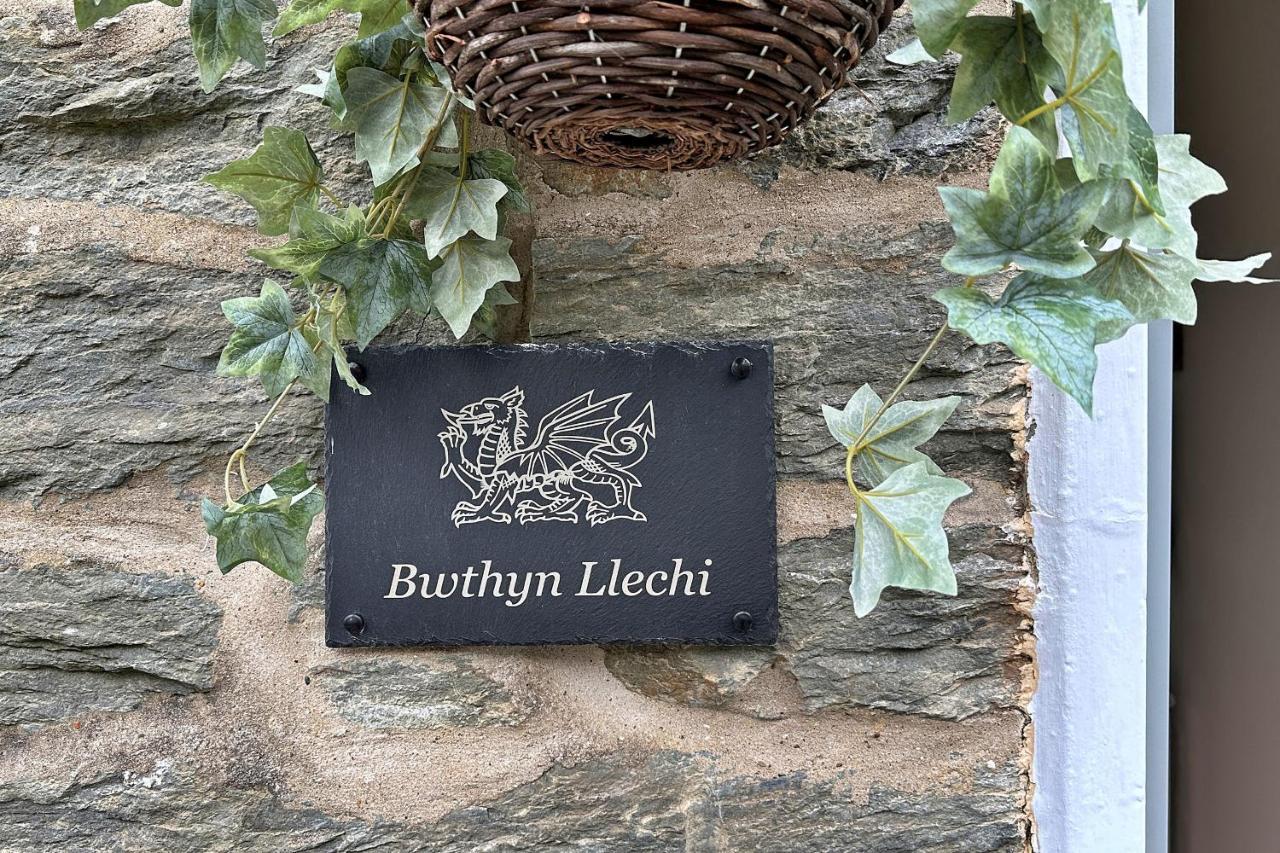 Finest Retreats - Bwthyn Llechi, Slate Cottage ブライナイ・フェスティニオグ エクステリア 写真